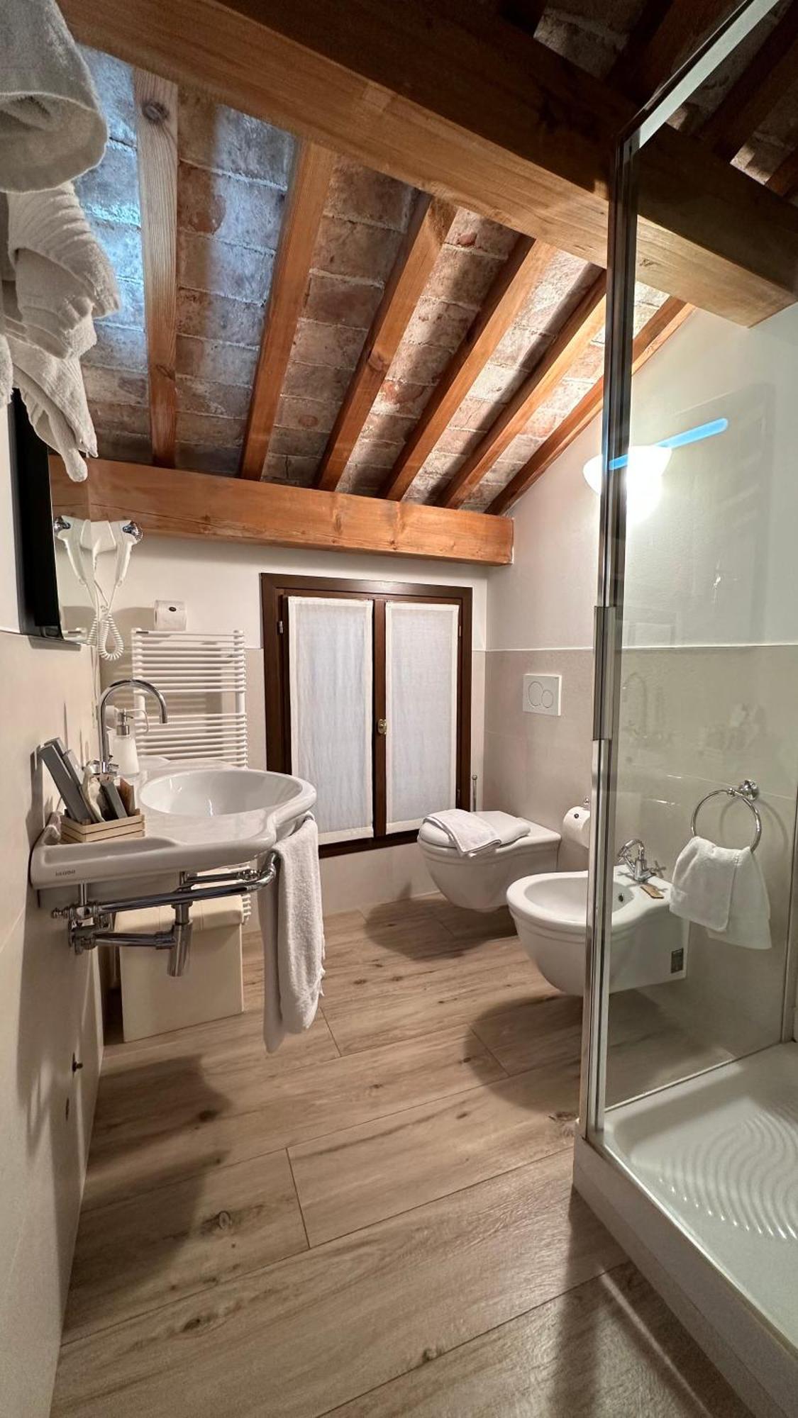 Aparthotel Ca' Hemingway Bassano del Grappa Exterior foto