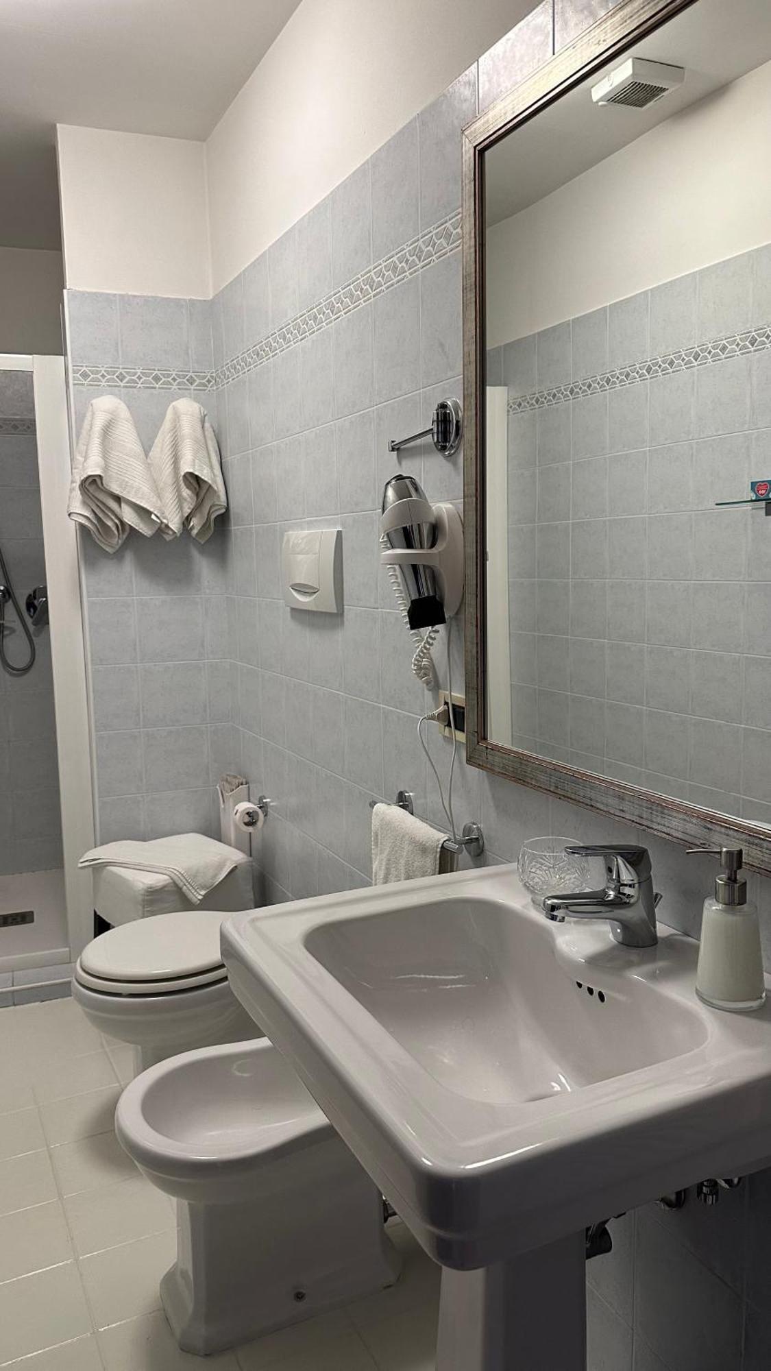 Aparthotel Ca' Hemingway Bassano del Grappa Exterior foto