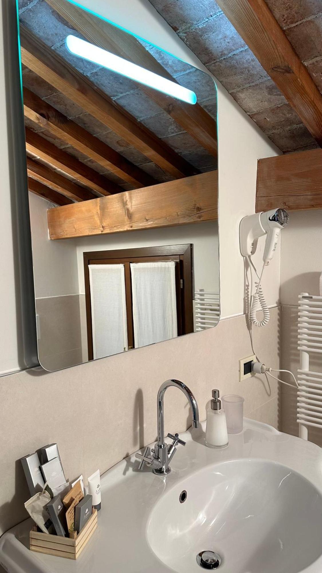 Aparthotel Ca' Hemingway Bassano del Grappa Exterior foto